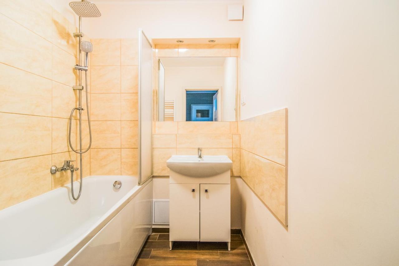 Duze Mieszkanie - Kniaziewicza Dla 2-10 Osob Wrocław Extérieur photo